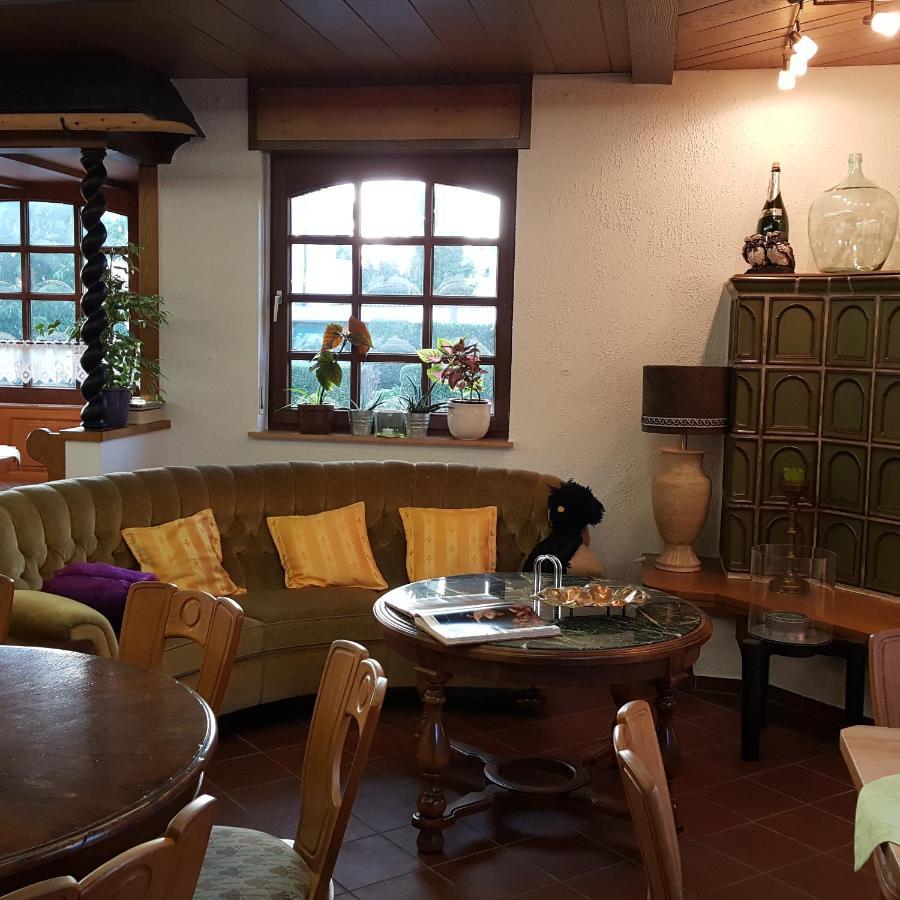 Weinhaus em Wingert Rheinbrohl Exterior foto